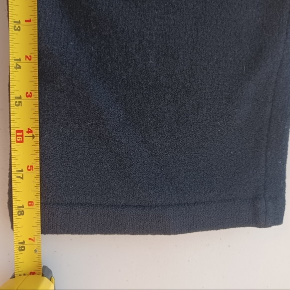 St. John Basics Size 6 Knit Old Money Pull-On Cropped Pants - Picture 12 of 12